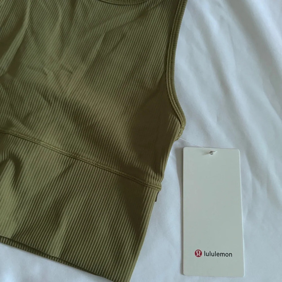 114 🆕💚 Lululemon Power Pivot Tank Ribbed - Bronze Green - Picture 4 of 10